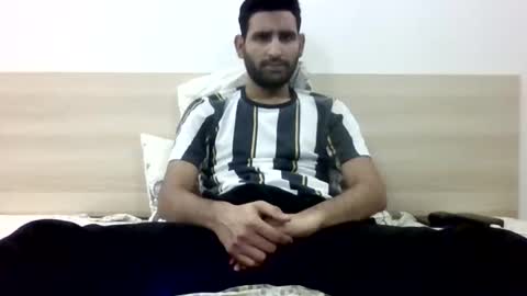 Snapshot of bigcockboy2580 chatting on September 21, 7:15 pm akash online show from September 21, 7:15 pm