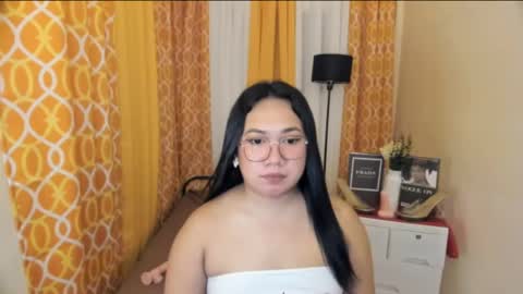BABY LEXIE online show from April 28, 6:35 pm