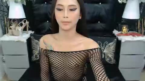 Snapshot of bigcockmarina chatting on February 26, 10:09 pm HOLLY online show from February 26, 10:09 pm