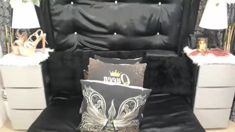 Snapshot of bigcockmarina chatting on March 8, 12:30 am HOLLY online show from March 8, 12:30 am