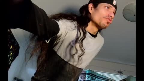 Snapshot of bigcocksmallmouth chatting on March 22, 7:28 pm Cock and Cheese online show from March 22, 7:28 pm