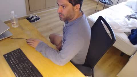 bigcok35spain online show from May 9, 9:03 am