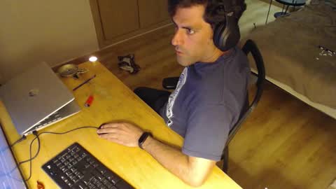 Snapshot of bigcokk34 chatting on October 28, 11:18 pm bigcokk34 online show from October 28, 11:18 pm