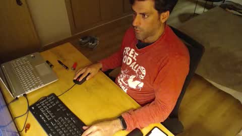 Snapshot of bigcokk34 chatting on October 30, 11:05 pm bigcokk34 online show from October 30, 11:05 pm