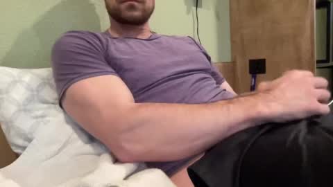 Snapshot of bigcollegecock69690 chatting on March 6, 12:32 am bigcollegecock69690 online show from March 6, 12:32 am