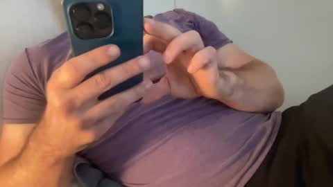 Snapshot of bigcollegecock69690 chatting on October 20, 4:18 pm bigcollegecock69690 online show from October 20, 4:18 pm