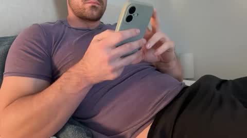 Snapshot of bigcollegecock69690 chatting on January 6, 6:55 pm bigcollegecock69690 online show from January 6, 6:55 pm