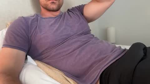 Snapshot of bigcollegecock69690 chatting on March 24, 8:14 pm bigcollegecock69690 online show from March 24, 8:14 pm