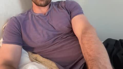 Snapshot of bigcollegecock69690 chatting on April 6, 8:54 pm bigcollegecock69690 online show from April 6, 8:54 pm