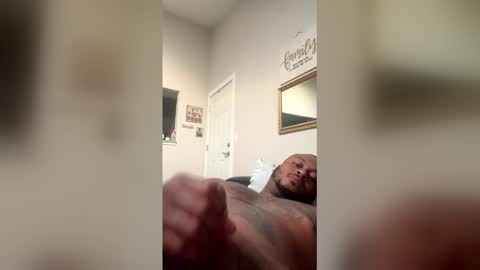 Snapshot of bigdaddy_517 chatting on April 4, 2:36 pm bigdaddy_517 online show from April 4, 2:36 pm