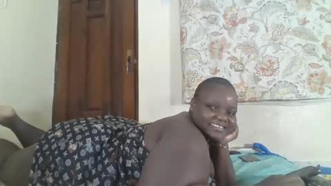Snapshot of bigdarkass chatting on July 5, 9:00 pm VIOLET online show from July 5, 9:00 pm
