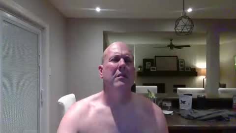 Snapshot of bigdave10005 chatting on December 3, 2:14 am bigdave10005 online show from December 3, 2:14 am