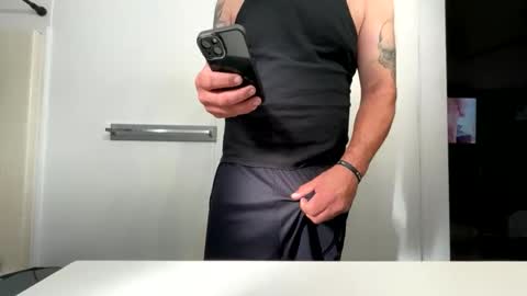 Snapshot of bigdave909420 chatting on January 9, 10:33 pm bigdave909420 online show from January 9, 10:33 pm