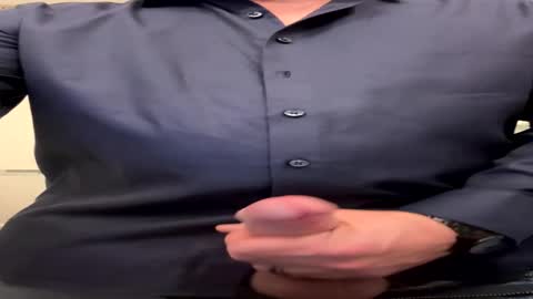 bigdick3981 online show from April 16, 11:51 pm