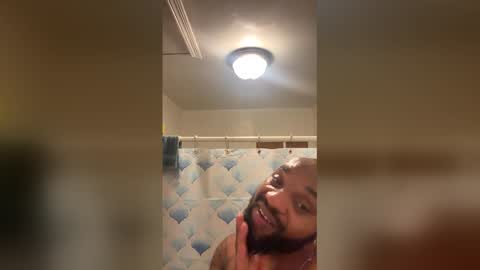 Snapshot of bigdick4066595 chatting on January 6, 2:37 am bigdick4066595 online show from January 6, 2:37 am