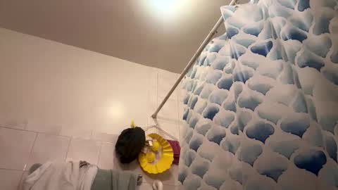 Snapshot of bigdick4066595 chatting on January 8, 11:34 am bigdick4066595 online show from January 8, 11:34 am