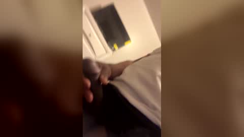 Snapshot of bigdick4066595 chatting on March 31, 10:26 am bigdick4066595 online show from March 31, 10:26 am