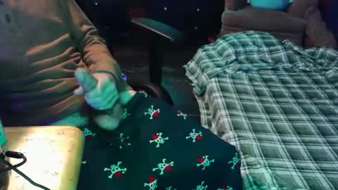 bigdicklovington online show from February 13, 2:51 am