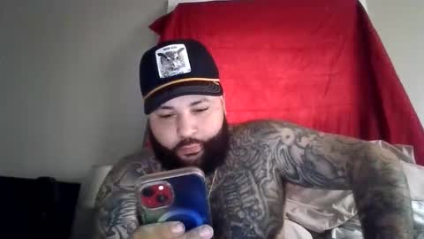 Snapshot of bigdickrican94 chatting on January 29, 3:37 pm bigdickrican94 online show from January 29, 3:37 pm