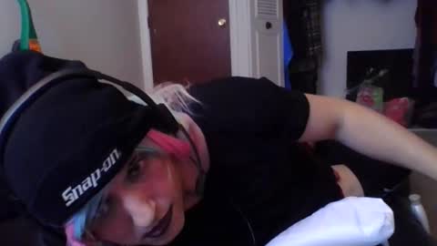 Madelyn online show from January 18, 3:16 pm