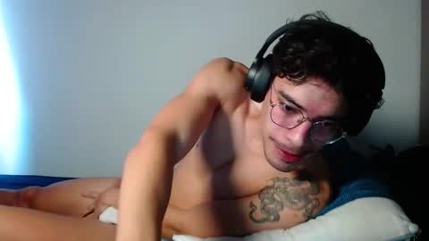 BigDragonBoy online show from May 18, 12:11 pm
