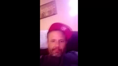 Snapshot of bigdudeg9 chatting on May 11, 12:44 pm bigdudeg9 online show from May 11, 12:44 pm