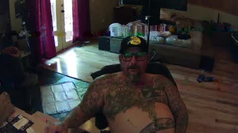 biggdaddy4206913 online show from May 12, 4:59 pm
