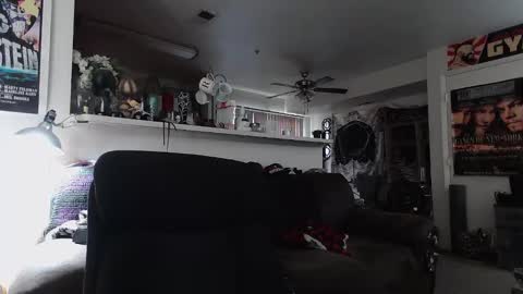 biggerisbetter21 online show from September 30, 10:48 pm