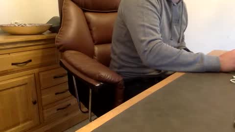 Snapshot of biggestjack1 chatting on April 28, 10:42 am TheBiggestJack online show from April 28, 10:42 am