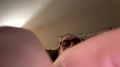 Snapshot of biggloves4bighands chatting on September 23, 9:40 pm biggloves4bighands online show from September 23, 9:40 pm