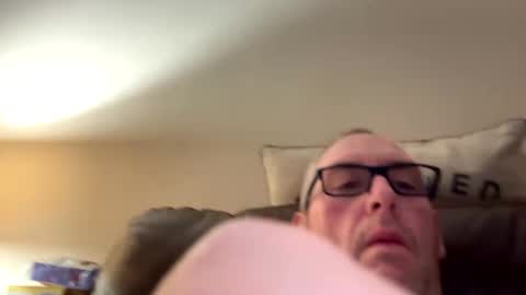 Snapshot of biggloves4bighands chatting on November 5, 11:16 pm biggloves4bighands online show from November 5, 11:16 pm