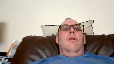 Snapshot of biggloves4bighands chatting on February 7, 1:15 pm biggloves4bighands online show from February 7, 1:15 pm