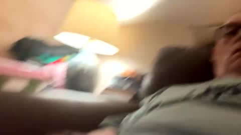 Snapshot of biggloves4bighands chatting on March 8, 11:30 pm biggloves4bighands online show from March 8, 11:30 pm