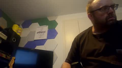 Snapshot of biggydee8989 chatting on October 28, 11:03 am biggydee8989 online show from October 28, 11:03 am