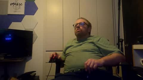 Snapshot of biggydee8989 chatting on December 20, 10:00 am biggydee8989 online show from December 20, 10:00 am