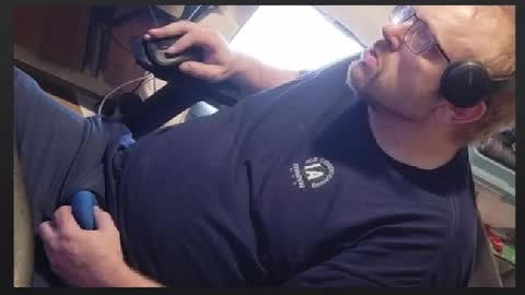 Snapshot of biggydee8989 chatting on March 11, 8:42 am biggydee8989 online show from March 11, 8:42 am