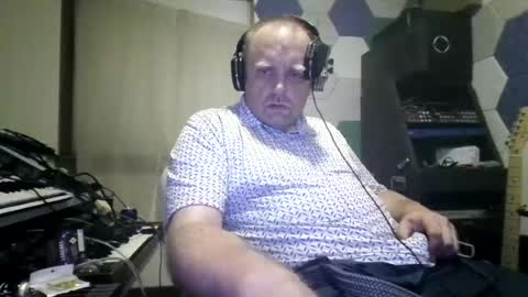 biggydee8989 online show from August 7, 9:33 am