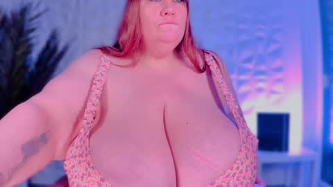 BIGGY MELON online show from May 26, 4:52 am