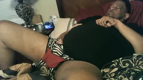 Snapshot of biggyscorpio chatting on November 2, 4:59 am biggyscorpio online show from November 2, 4:59 am