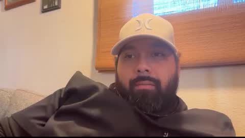 Snapshot of bigheadaddy90 chatting on December 16, 3:17 pm Daniel Noelia online show from December 16, 3:17 pm