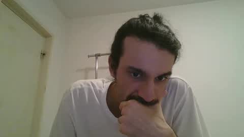 Snapshot of bigjames_chicago chatting on February 17, 10:14 pm daddy online show from February 17, 10:14 pm