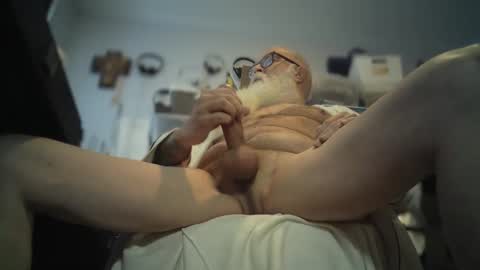 bigjeff01 online show from November 6, 1:12 pm