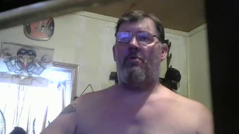 bigjohn41000 online show from May 18, 10:04 pm