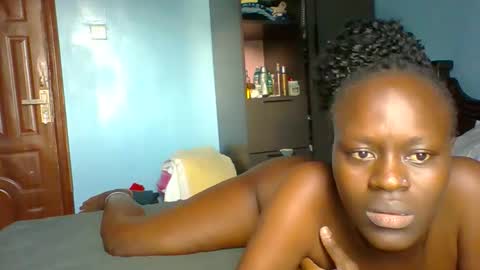 pretty online show from April 25, 11:02 am