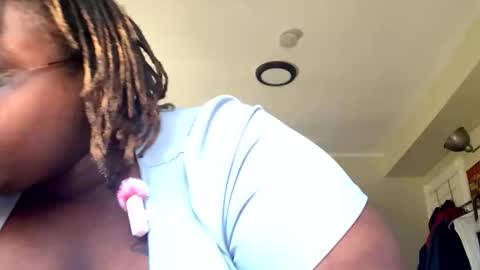 bigkittyraven online show from March 18, 5:05 pm