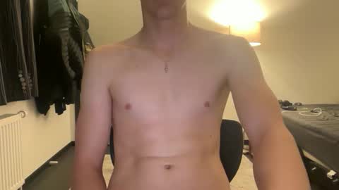 bigleor online show from February 14, 6:37 pm