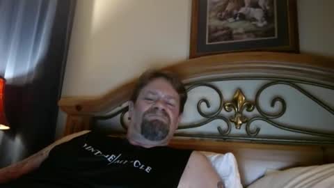 Snapshot of bigload1972 chatting on November 22, 11:48 pm bigload1972 online show from November 22, 11:48 pm