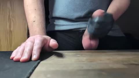 Snapshot of bigload33577 chatting on March 22, 8:01 pm bigload33577 online show from March 22, 8:01 pm