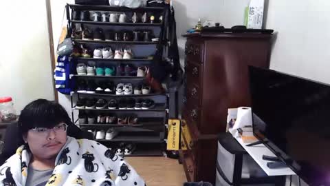 biglongt online show from October 25, 6:43 am