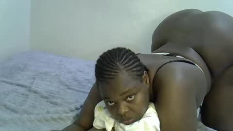 Snapshot of bigmama807715 chatting on March 27, 10:53 pm bigmama807715 online show from March 27, 10:53 pm